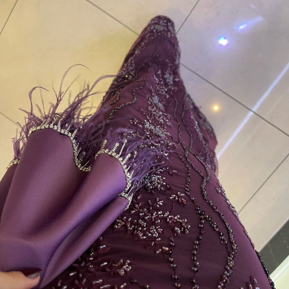 Custom made couture evening gown - Picture 4 of 6